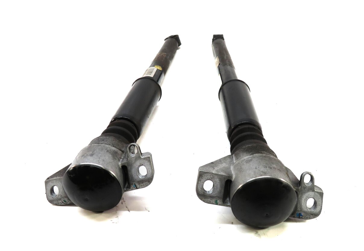 Thumbnail 3: 2010 AUDI A5 (B8 8T) CONVERTIBLE - LEFT & RIGHT REAR SUSPENSION SHOCK STRUT SET
