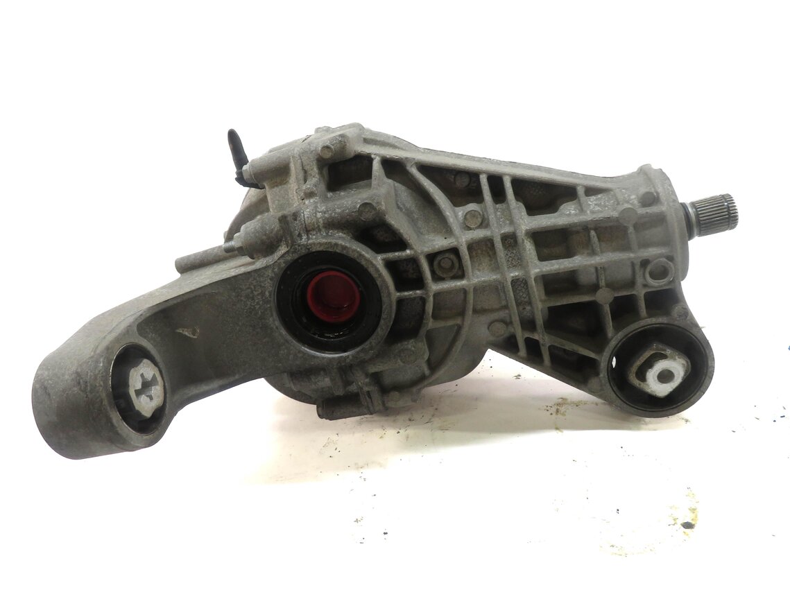 Thumbnail 2: 2011-2014 PORSCHE CAYENNE (958) 3.0L - REAR DIFFERENTIAL GEAR CARRIER
