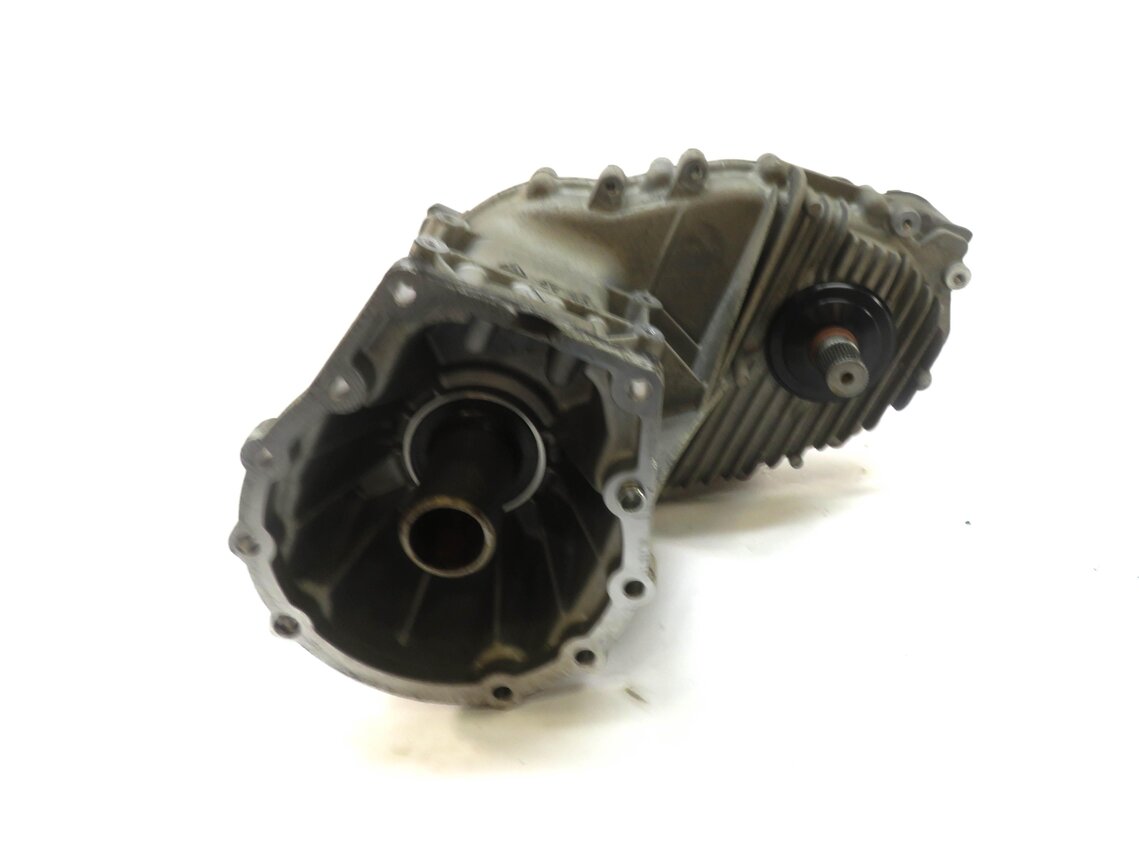 Thumbnail 4: 2011-2018 PORSCHE CAYENNE (958) 3.0L ENGINE FRONT TRANSFER CASE ASSEMBLY