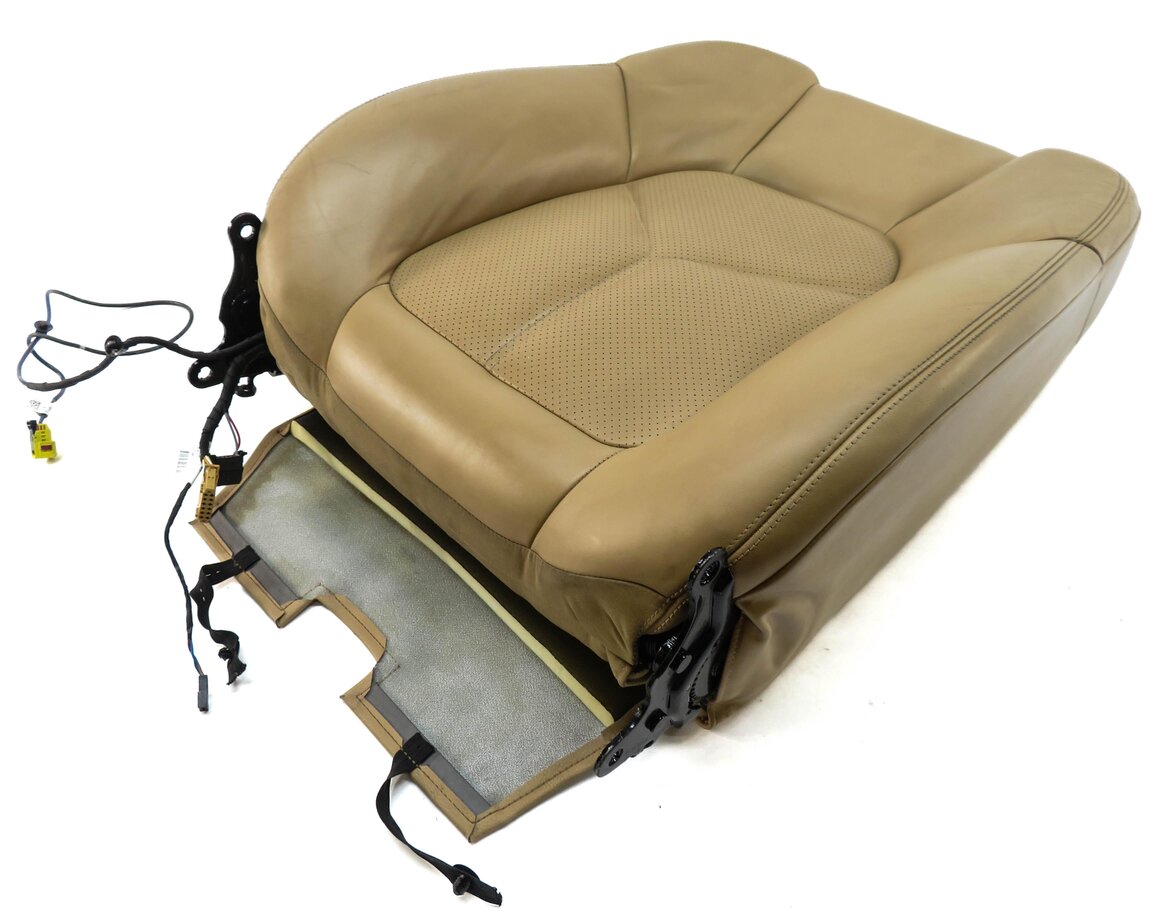Thumbnail 3: 2012 PORSCHE CAYENNE (958) RIGHT PASSENGER UPPER TOP HEATED SEAT CUSHION (BEIGE)