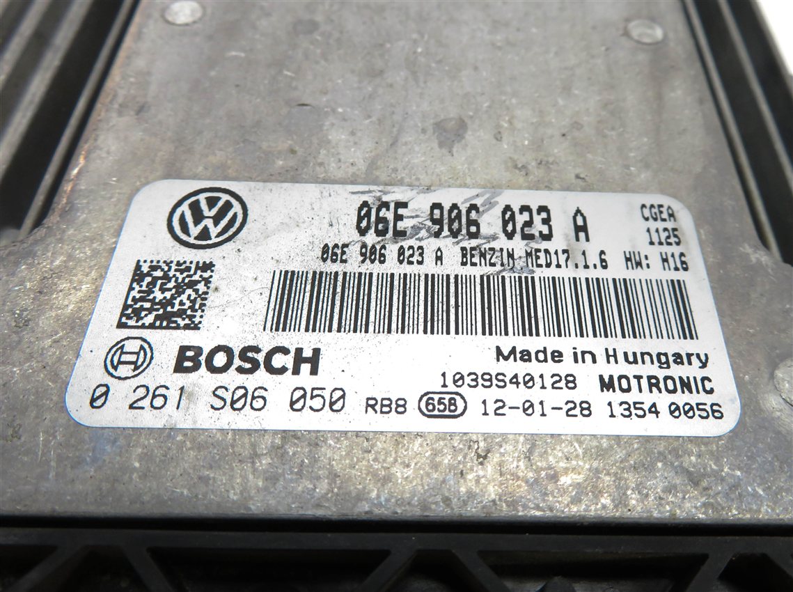 Thumbnail 13: 11-18 PORSCHE CAYENNE HYBRID (958) 3.0L M06 ECM BCM IMMOBILIZER MODULE KEY SET