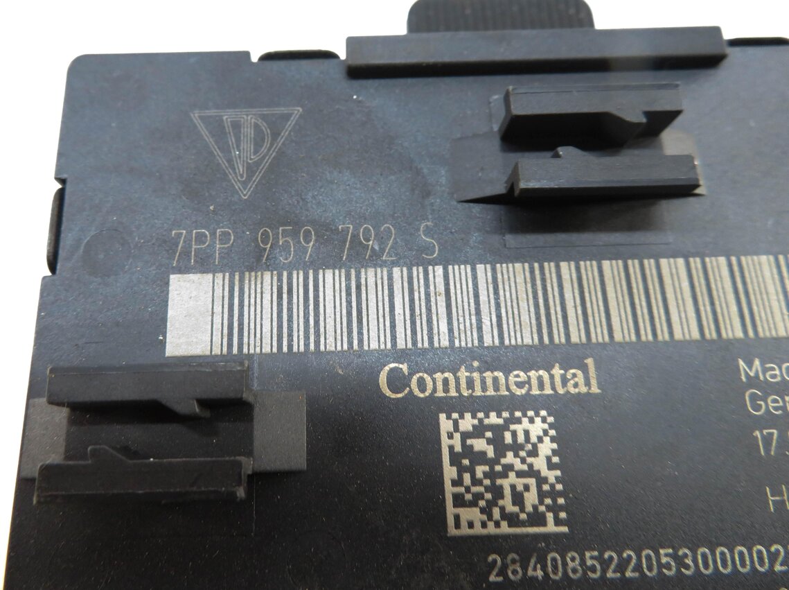 Thumbnail 5: 2012 PORSCHE CAYENNE (958) RIGHT FRONT PASSENGER DOOR CONTOL MODULE