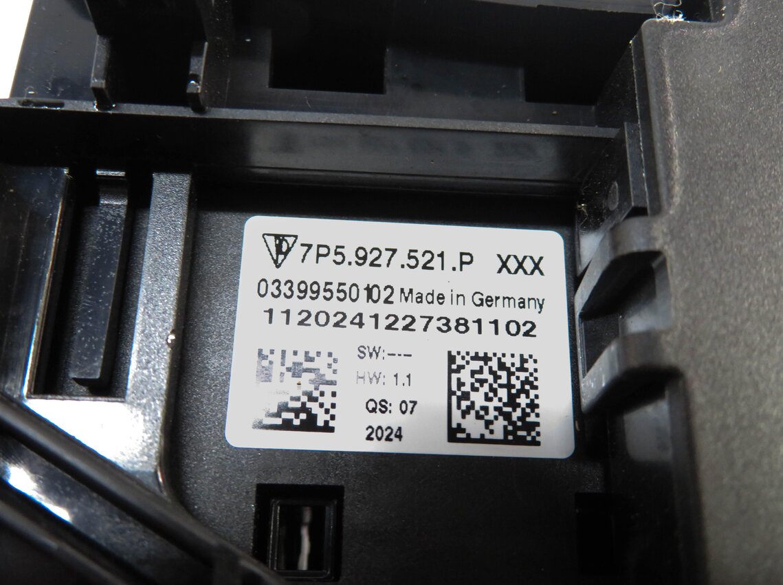 Thumbnail 7: 2012 PORSCHE CAYENNE HYBRID (958) SUSPENSION TERRAIN CONTROL SWITCH BUTTON