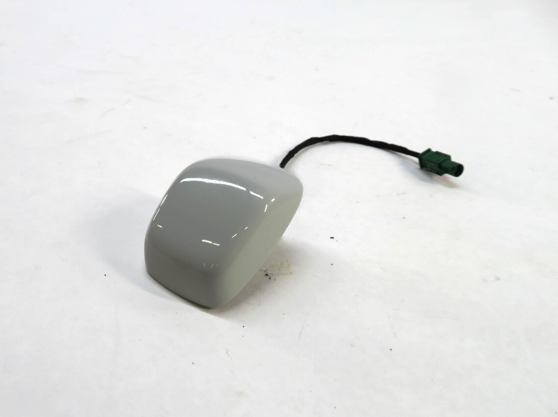 Thumbnail 2: 11-18 PORSCHE CAYENNE PANAMERA (958 970 G1) RADIO STEREO GPS ANTENNA (WHITE 0Q)