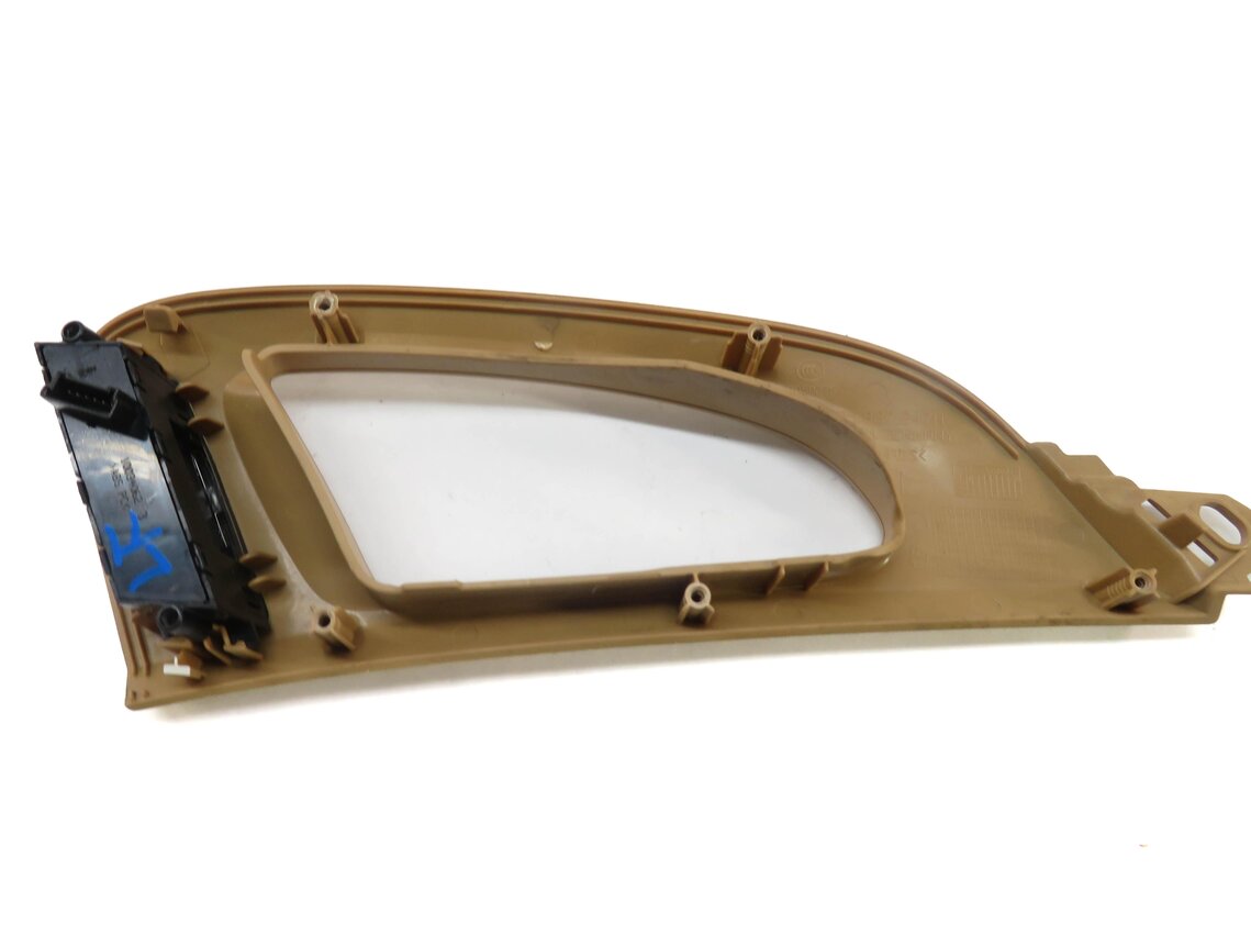 Thumbnail 4: 2012 PORSCHE CAYENNE (958) LEFT FRONT DRIVER SEAT MEMORY SWITCH w/ TRIM (BEIGE)