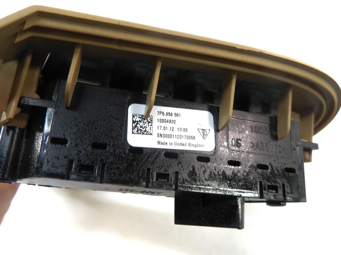 Thumbnail 6: 2012 PORSCHE CAYENNE (958) LEFT FRONT DRIVER SEAT MEMORY SWITCH w/ TRIM (BEIGE)