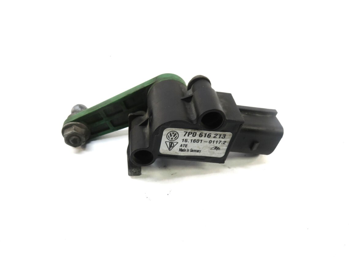 Thumbnail 3: 2012 PORSCHE CAYENNE (958) LEFT FRONT DRIVER SUSPENSION HEIGHT LEVEL SENSOR