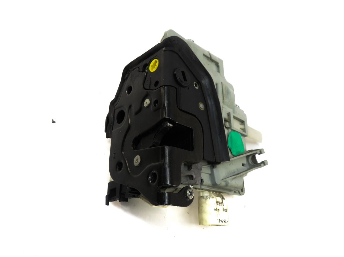 Thumbnail 3: 09-18 AUDI / PORSCHE - A4 S4 Q5 CAYENNE PANAMERA - LEFT REAR DOOR LOCK LATCH