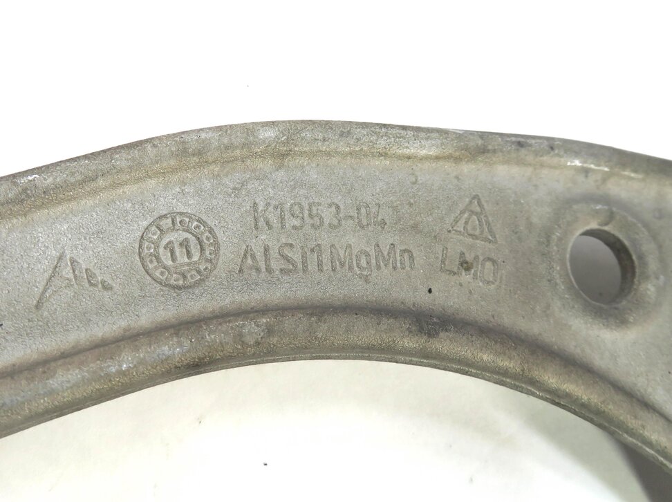 Thumbnail 4: 2011-2018 PORSCHE CAYENNE (958) RIGHT FRONT PASSENGER UPPER CONTROL ARM