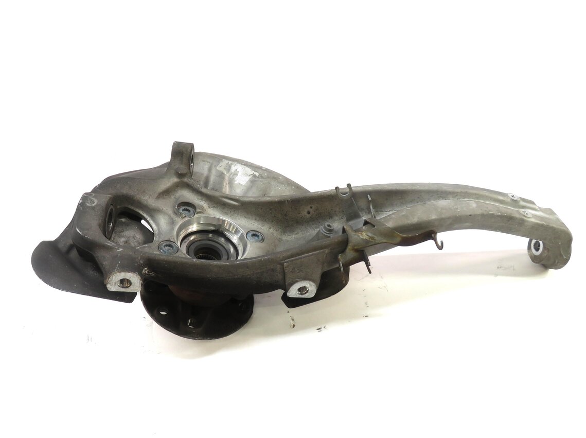 Thumbnail 2: 2011-2018 PORSCHE CAYENNE (958) LEFT FRONT DRIVER SPINDLE KNUCKLE WHEEL HUB
