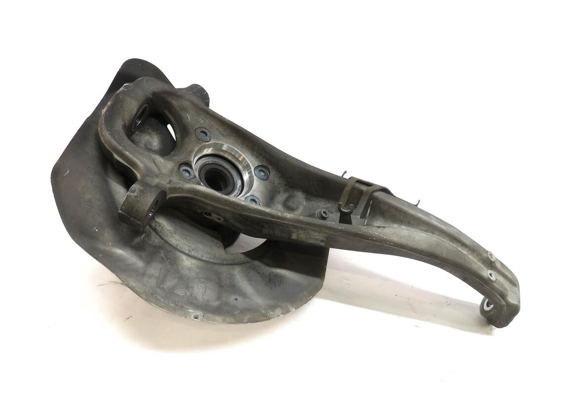 2011-2018 PORSCHE CAYENNE (958) RIGHT FRONT PASSENGER SPINDLE KNUCKLE HUB