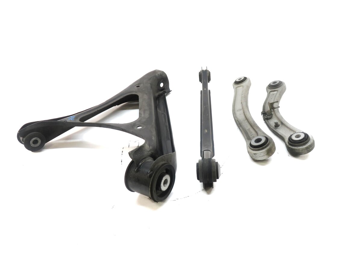 Thumbnail 2: 2011-2015 PORSCHE CAYENNE (958) RIGHT PASSENGER REAR CONTROL ARM SET