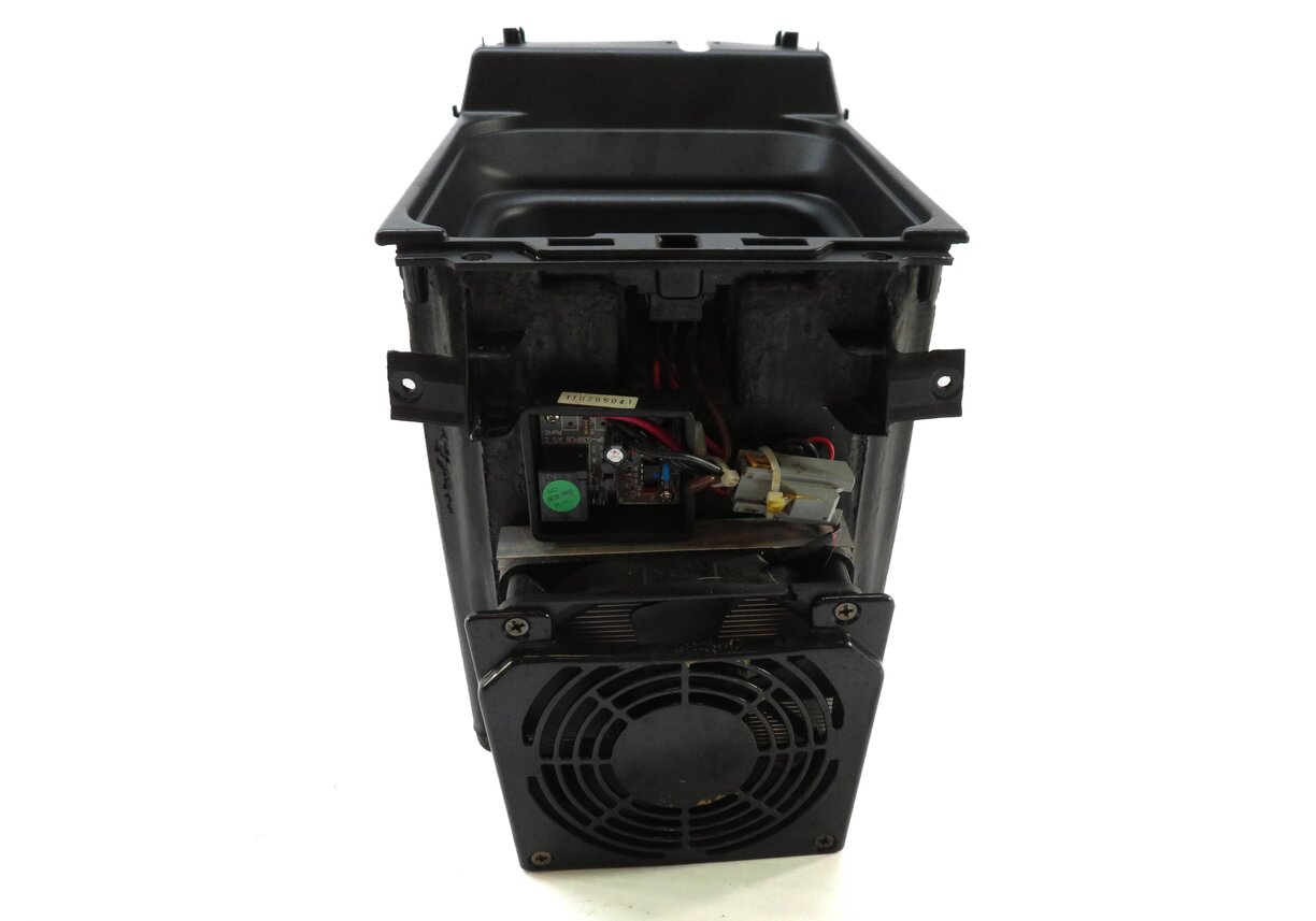 Thumbnail 3: 2010-2013 RANGE ROVER SPORT (L320) CENTER CONSOLE REFRIGERATOR COOLER BOX INSERT