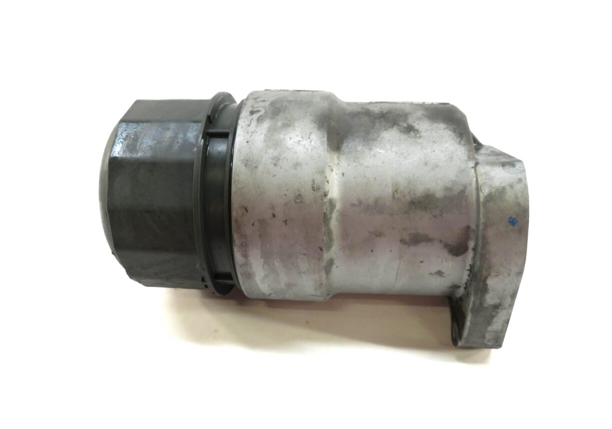 Thumbnail 2: 2012 RANGE ROVER SPORT (L320) 5.0L AJ133 SUPERCHARGED ENGINE OIL FILTER HOUSING