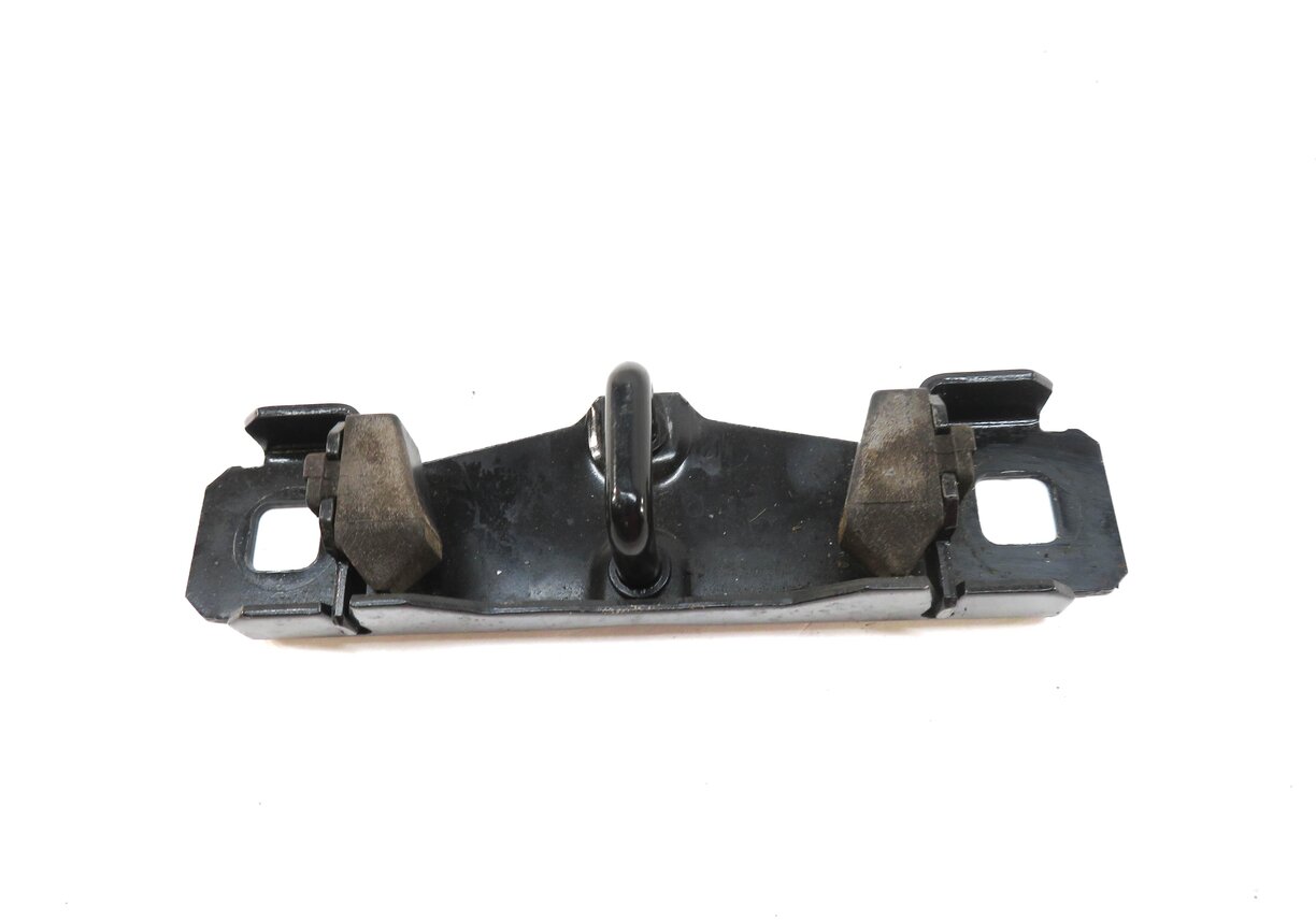 Thumbnail 3: 2012 RANGE ROVER SPORT (L320) REAR TRUNK LOCK LATCH STRIKER PLATE