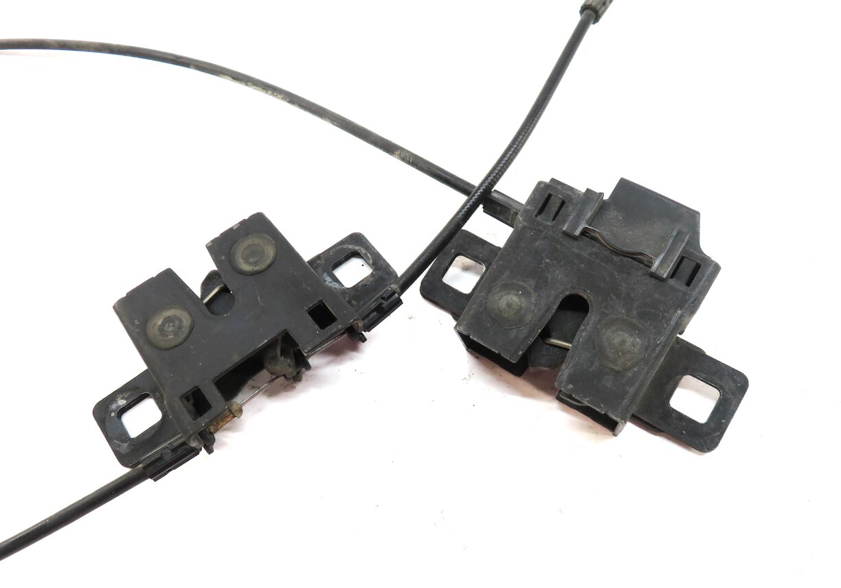 Thumbnail 4: 2012 RANGE ROVER SPORT (L320) FRONT LEFT & RIGHT LOWER HOOD LOCK LATCH SET