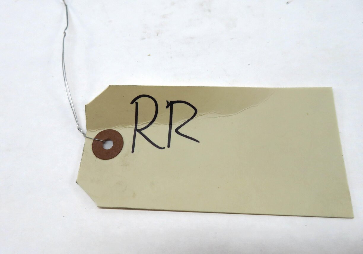 Thumbnail 4: 2012 RANGE ROVER SPORT (L320) REAR 2nd SECOND ROW SEAT RIGHT SEATBELT RECEIVER