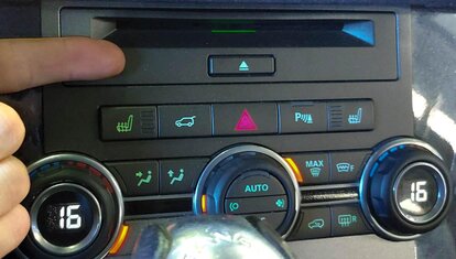 Thumbnail 2: 2012-2013 RANGE ROVER SPORT (L320) FRONT HEATER A/C TEMPERATURE CLIMATE CONTROL