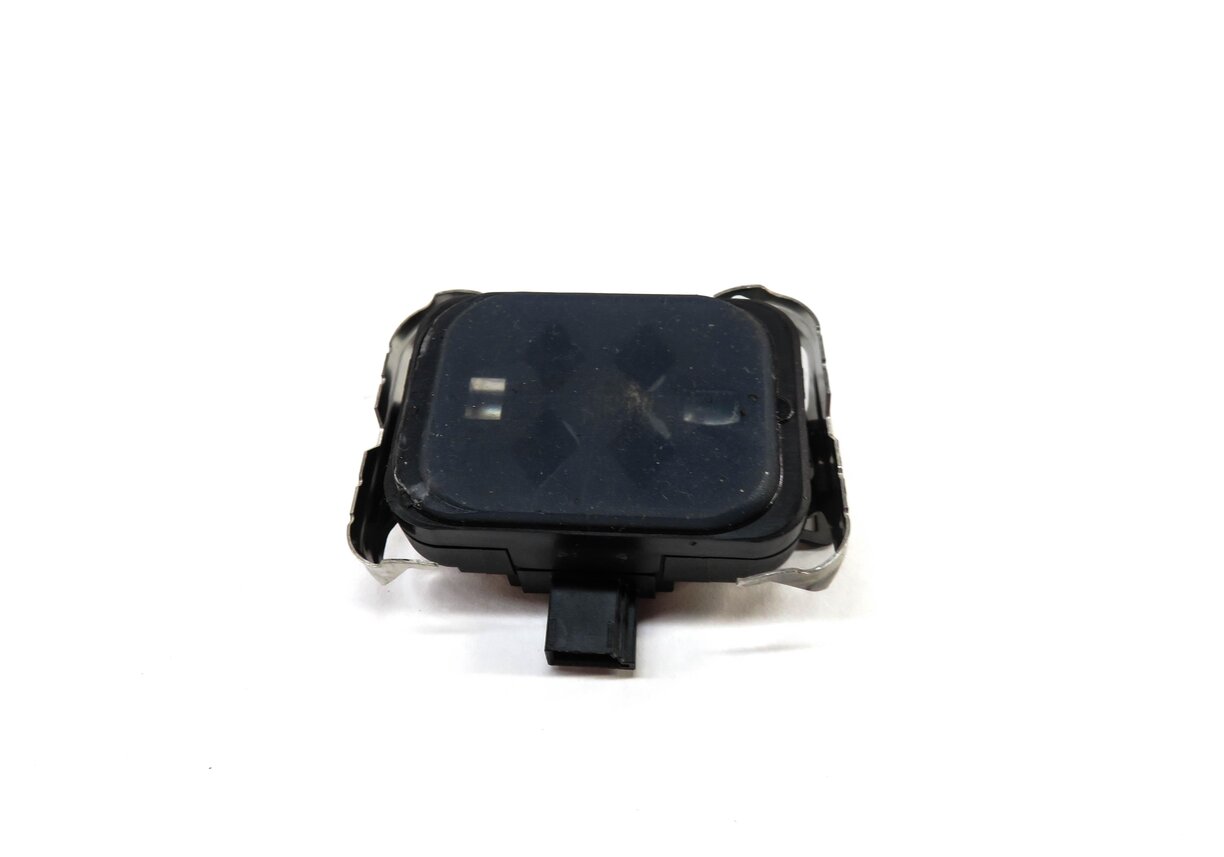 Thumbnail 2: 2010-2016 LR2 LR4 RANGE ROVER SPORT (L320 L322) WINDSHIELD WIPER RAIN SENSOR