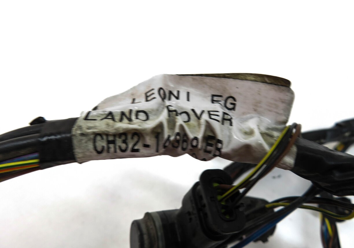 Thumbnail 4: 2012 RANGE ROVER SPORT (L320) FRONT PDC PARK SENSOR SET w/ HARNESS (FUJI WHITE)
