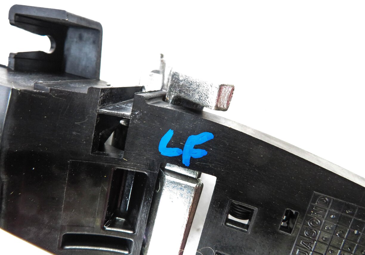 Thumbnail 5: 2010-2016 LR4 RANGE ROVER SPORT (L320) LEFT FRONT PASSIVE DOOR HANDLE (WHITE)