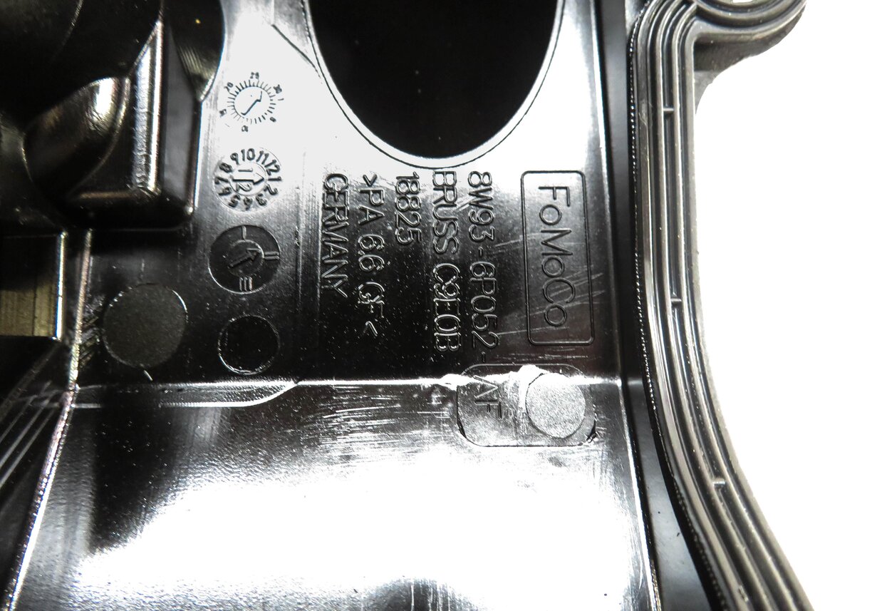 Thumbnail 6: 10-18 RANGE ROVER SPORT (L320 L322 L494 L405) 5.0L V8 - LEFT ENGINE VALVE COVER
