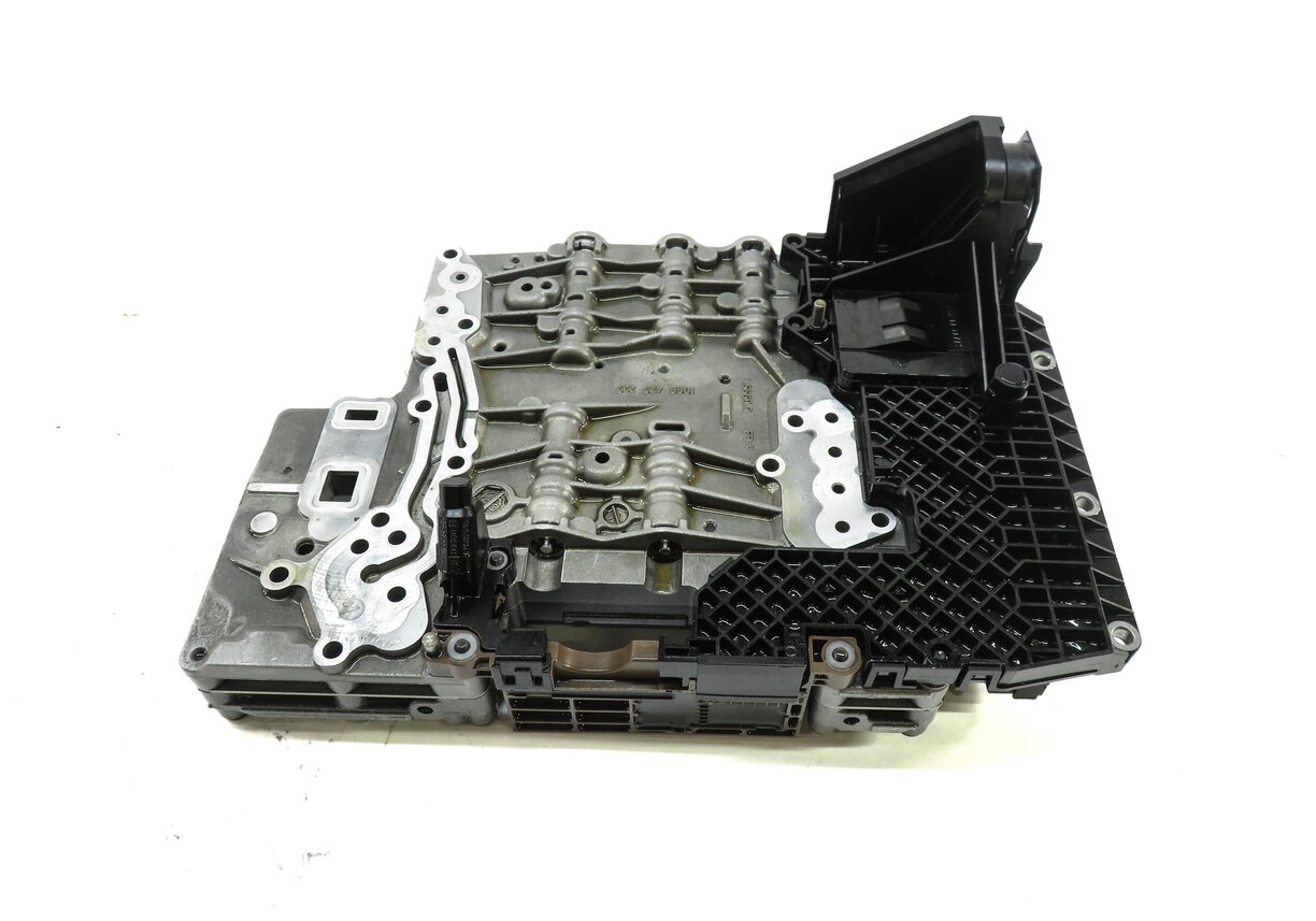 Thumbnail 2: 12-13 RANGE ROVER SPORT (L320 L322) 5.0L SUPERCHARGED - TRANSMISSION VALVE BODY