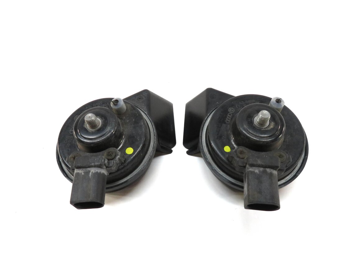 Thumbnail 3: 2008-2017 AUDI A4 A5 S4 S5 Q5 (B8 8K 8R 8T) HIGH & LOW TONE SAFETY HORN SET