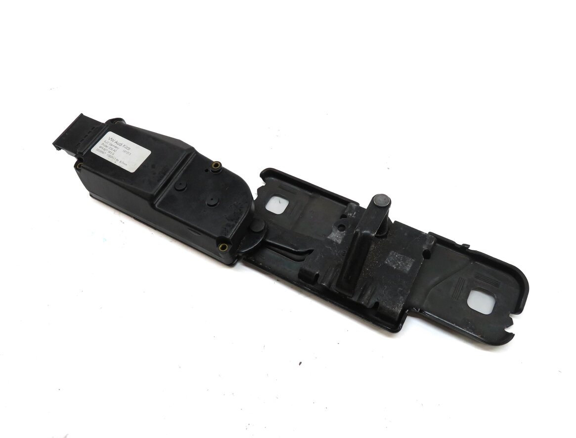 2014 AUDI Q5 (B8 8R) REAR TRUNK LOCK LATCH ACTUATOR MOTOR STRIKER PLATE