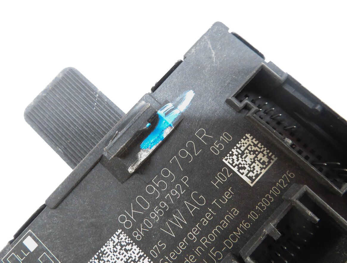 Thumbnail 4: 2013-2017 AUDI Q5 SQ5 (B8 8R) RIGHT FRONT PASSENGER DOOR CONTROL MODULE