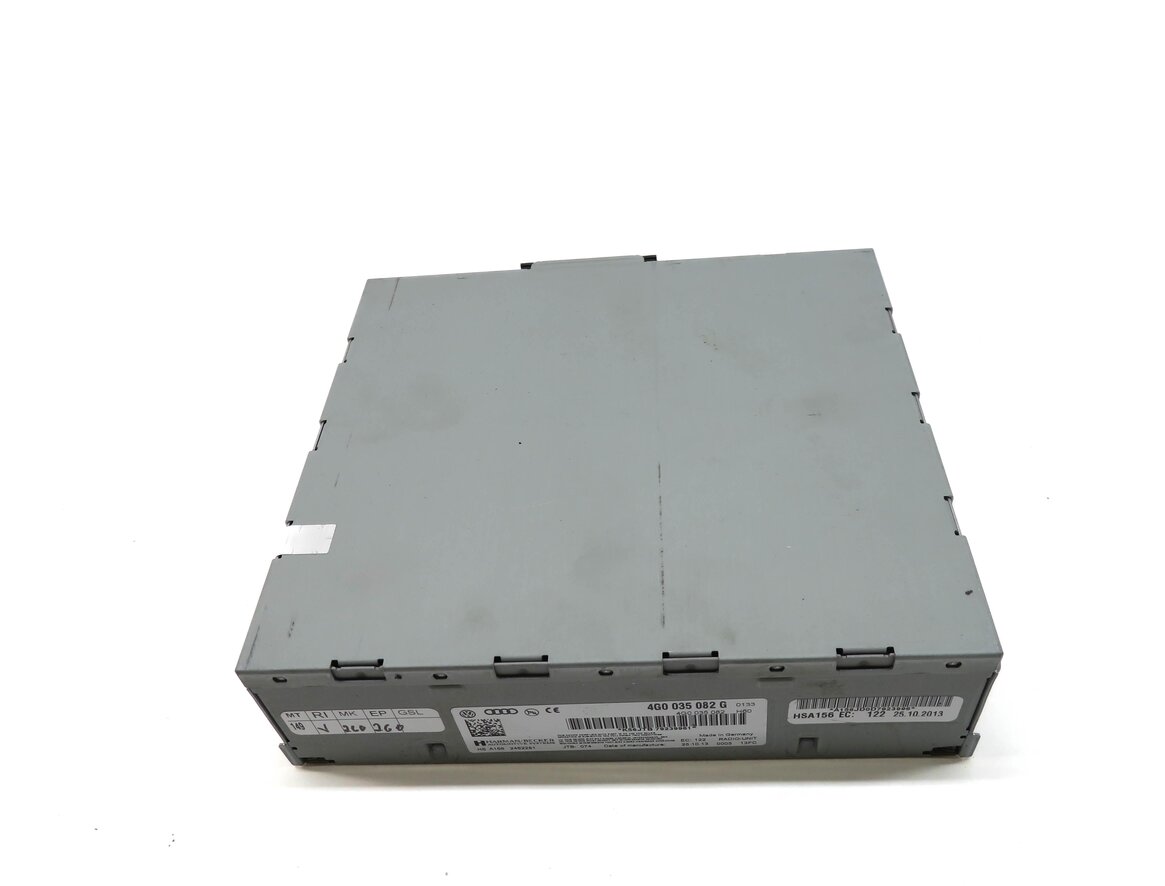 Thumbnail 2: 2014 AUDI Q5 (B8 8R) AM/FM RADIO STEREO RECEIVER CONTROL MODULE (HARMAN BECKER)