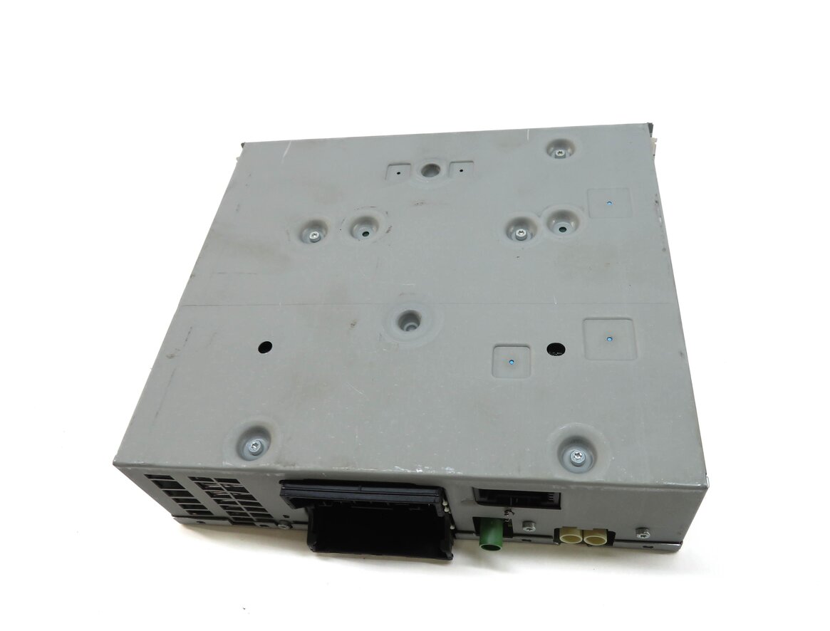 Thumbnail 4: 2014 AUDI Q5 (B8 8R) AM/FM RADIO STEREO RECEIVER CONTROL MODULE (HARMAN BECKER)