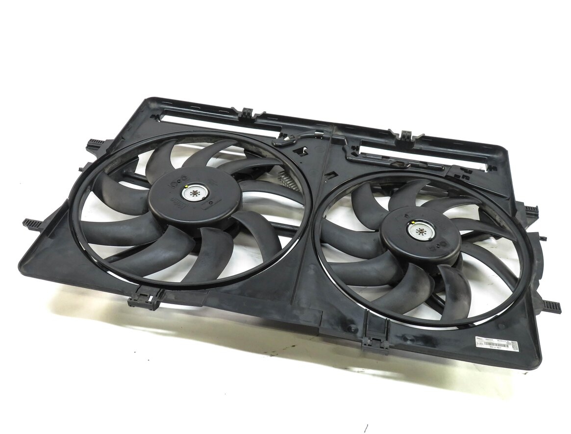 2009-2017 AUDI A4 A5 Q5 S4 (B8 8T 8R) 2.0L 3.0L 3.2L RADIATOR COOLING FAN SHROUD