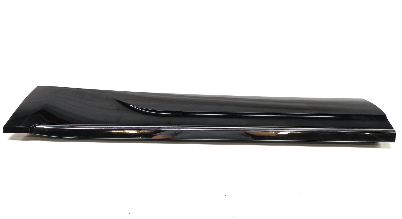 Thumbnail 2: 2014 AUDI Q5 (B8 8R) LEFT REAR DOOR LOWER MOULDING RUNNER TRIM (PHANTOM BLACK)