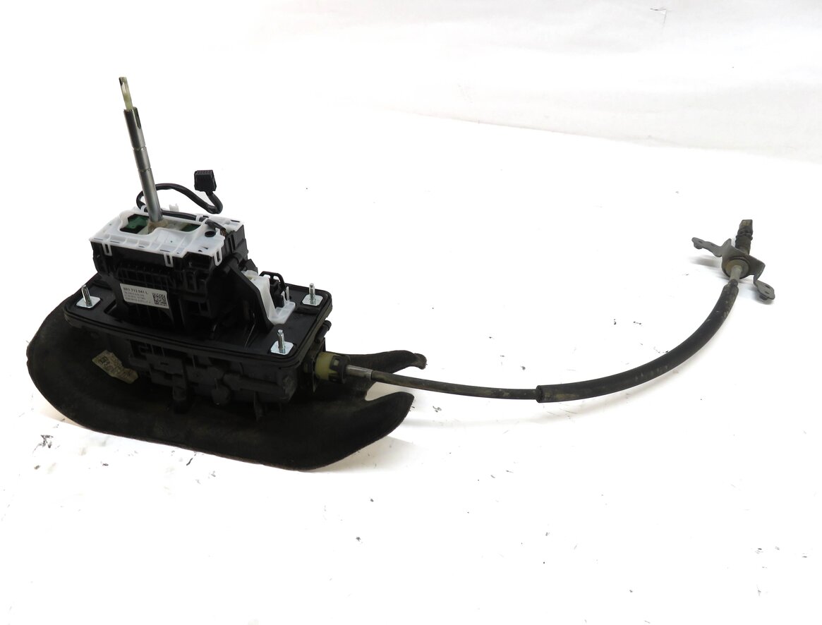 2013-2017 AUDI A4 A5 S5 Q5 (B8 8K 8T 8R) A/T AUTOMATIC TRANSMISSION GEAR SHIFTER