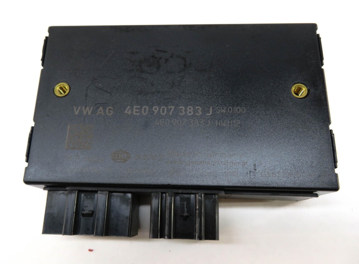 Thumbnail 2: 2007-2015 AUDI Q7 (4L) TRAILER HITCH TOW TOWING CONTROL MODULE