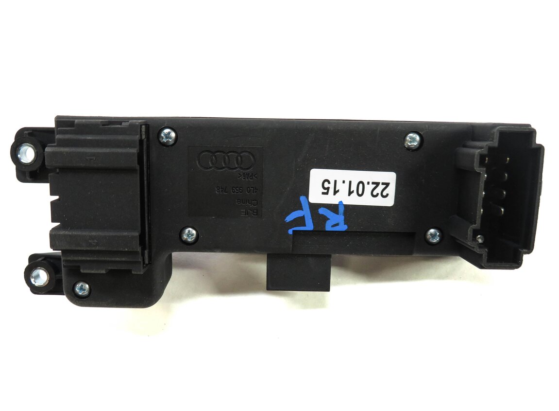 Thumbnail 6: 2015 AUDI Q7 (4L) RIGHT FRONT PASSENGER SEAT ADJUST ADJUSTMENT SWTICH BUTTON