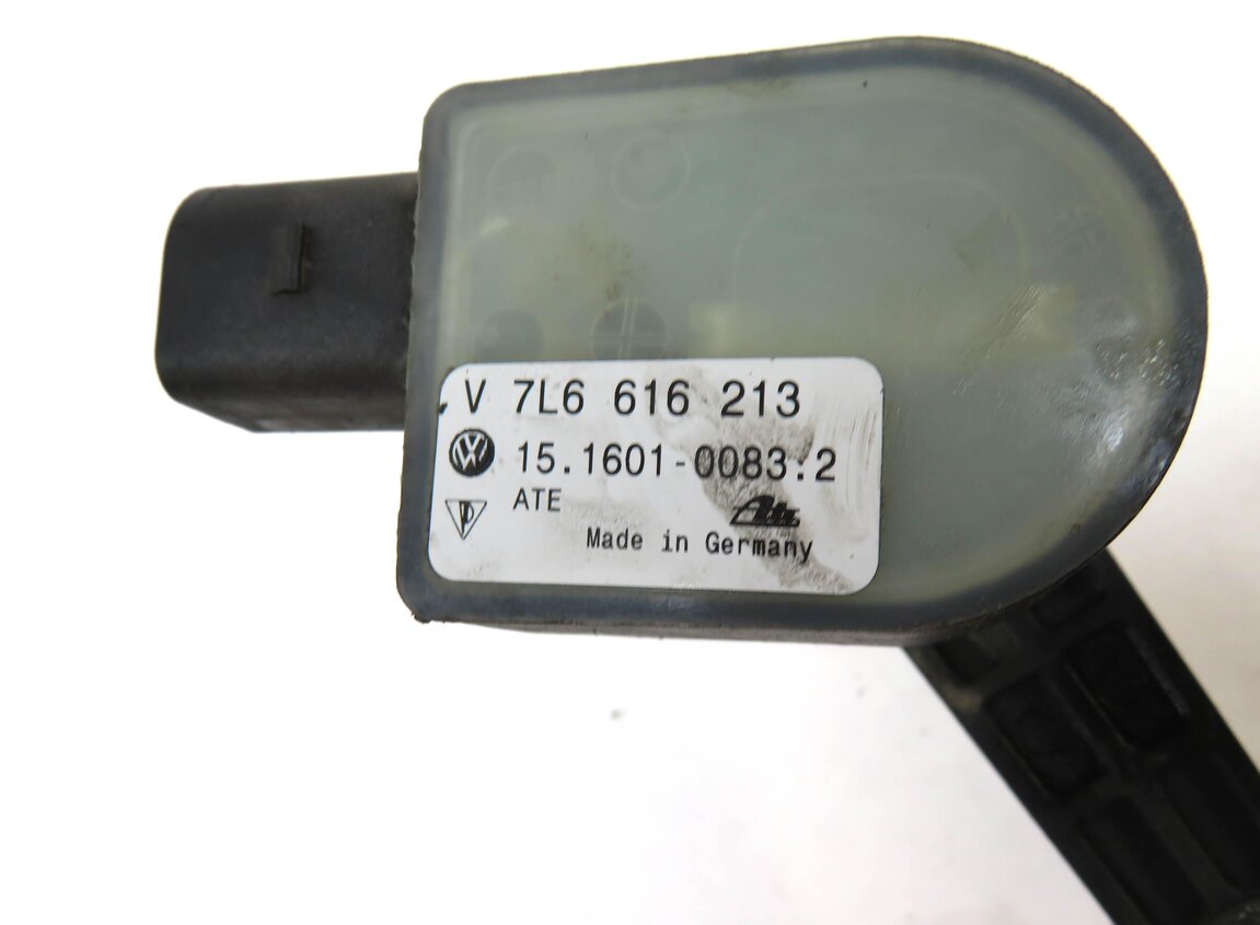 Thumbnail 4: 2015 AUDI Q7 (4L) LEFT DRIVER REAR SUSPENSION HEIGHT LEVEL SENSOR