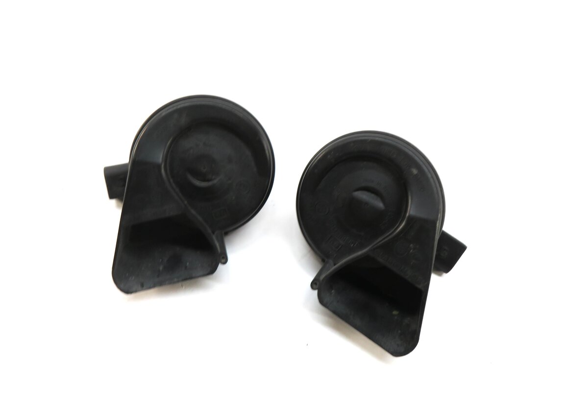Thumbnail 1: 2007-2015 AUDI Q7 R8 (4L 4S) HIGH & LOW TONE HORN SET-2