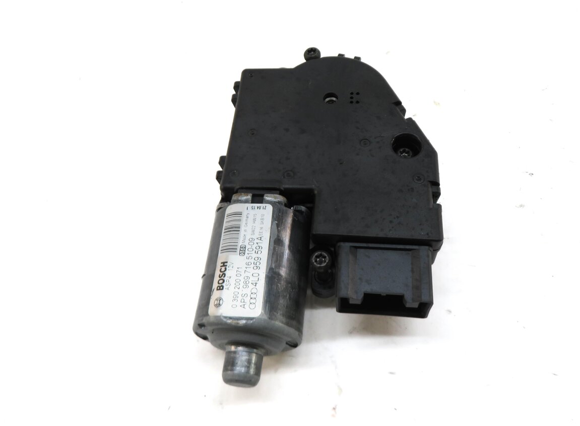 Thumbnail 2: 2007-2014 AUDI Q7 (4L) SUNROOF MOTOR SUN ROOF SUNSHADE SHADE WINDOW MOTOR