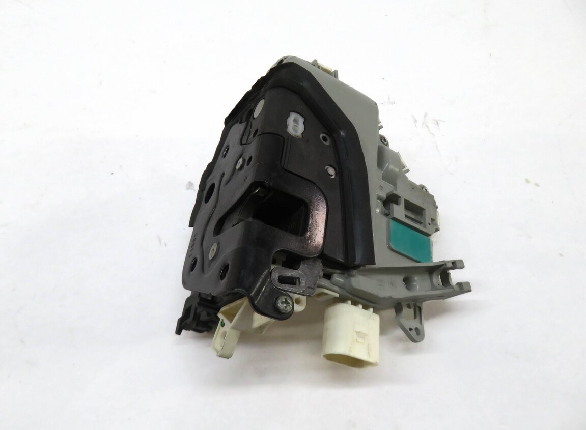 Thumbnail 3: 2010-2019 AUDI / PORSCHE A4 S4 A5 S5 A6 Q3 Q5 Q7 TT 911 - LEFT FRONT DOOR LATCH