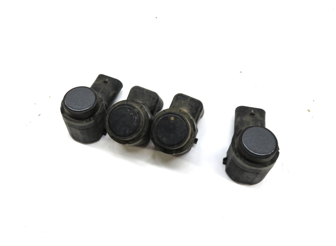 2015 AUDI Q7 (4L) FRONT PDC PARK DISTANCE SENSOR SET-4 (DAYTONA GRAY PRARL 6Y)