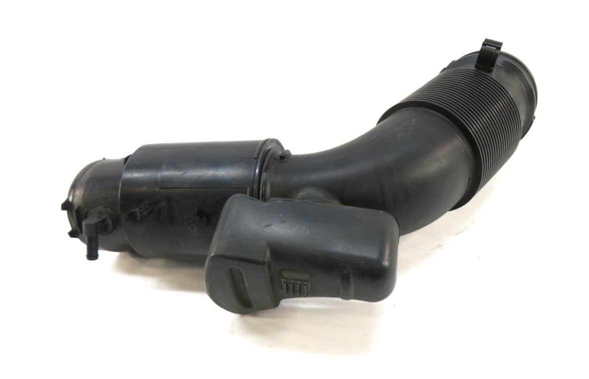 Thumbnail 3: 2015 AUDI Q7 (4L) 3.0L SUPER (CTWB) AIR INTAKE HOSE PIPE DUCT w/ RESONATOR