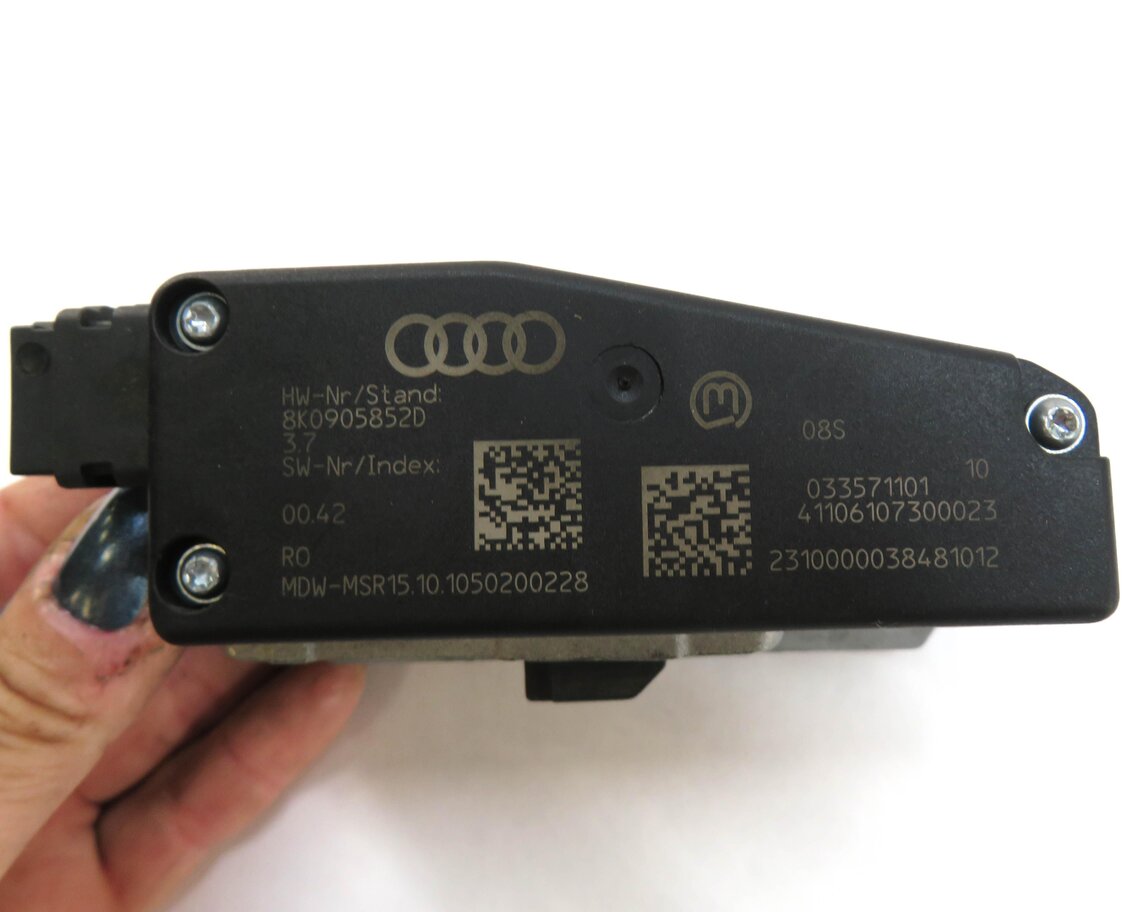 Thumbnail 10: 2011 AUDI A5 (B8 8T) 2.0L CAEB TURBO ENGINE ECM BCM IMMOBILIZER MODULE KEY SET