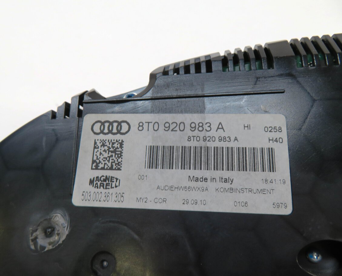 Thumbnail 14: 2011 AUDI A5 (B8 8T) 2.0L CAEB TURBO ENGINE ECM BCM IMMOBILIZER MODULE KEY SET