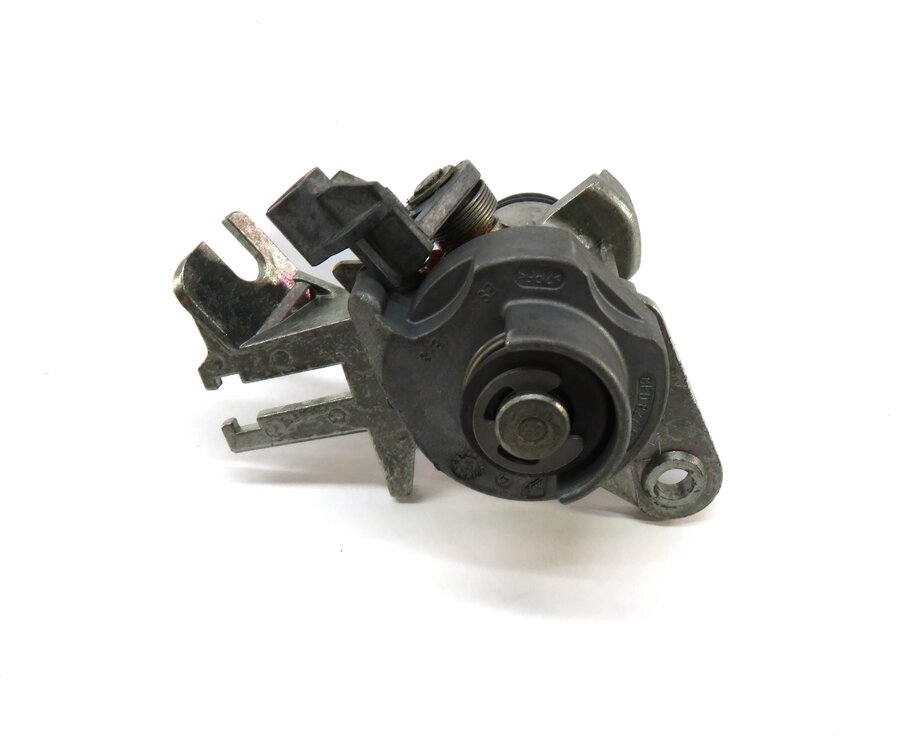 Thumbnail 17: 2011 AUDI A5 (B8 8T) 2.0L CAEB TURBO ENGINE ECM BCM IMMOBILIZER MODULE KEY SET