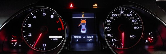 Thumbnail 2: 2011 AUDI A5 (B8 8T) 2.0L CAEB TURBO ENGINE ECM BCM IMMOBILIZER MODULE KEY SET