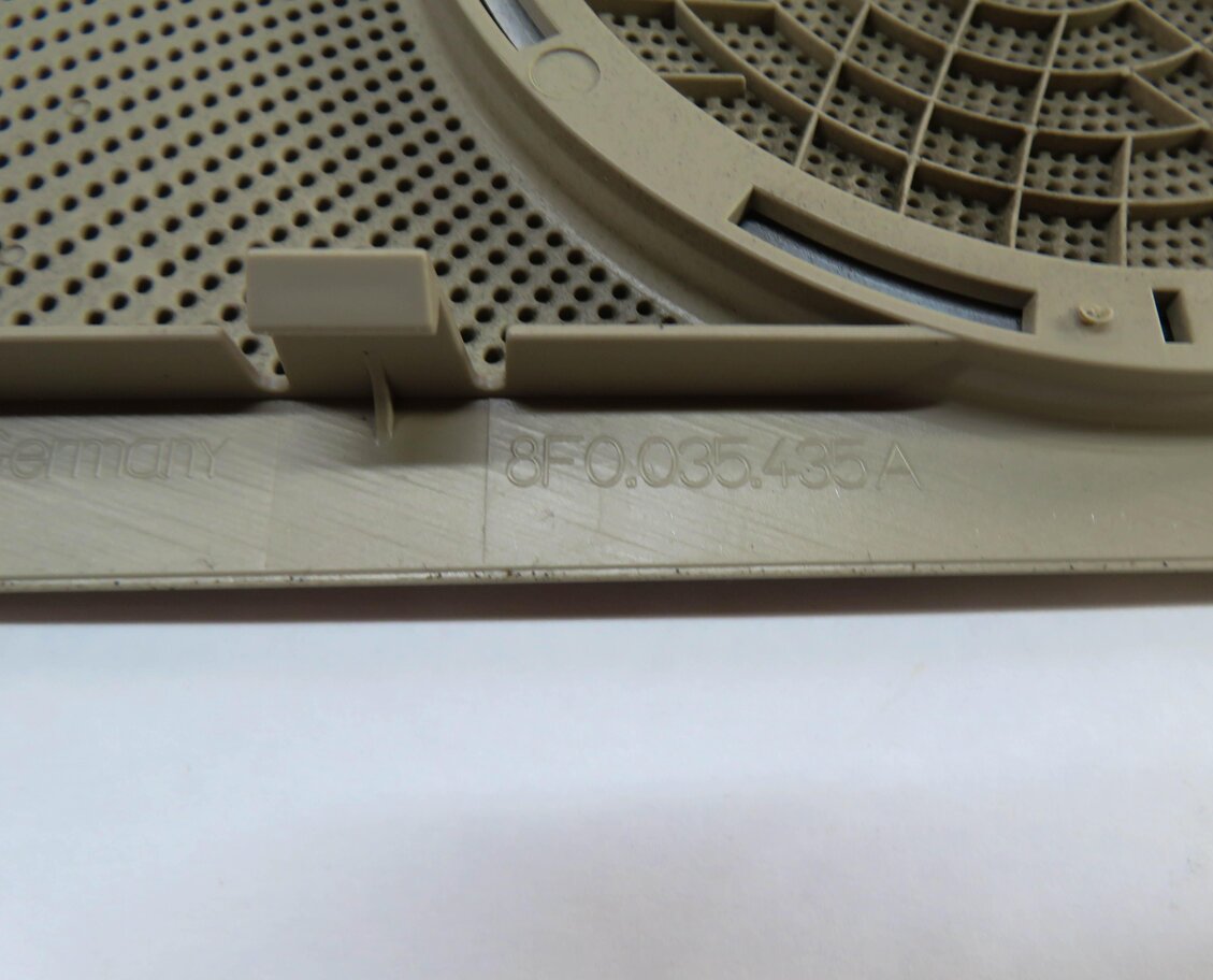 Thumbnail 4: 2011 AUDI A5 (B8 8T) CONVERTIBLE BANG & OLUFSEN AUDIO SPEAKER GRILLE TRIM SET