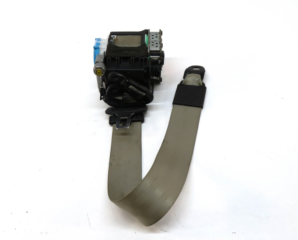 Thumbnail 2: 10-17 AUDI A5 S5 RS5 (B8 8T) CONVERTIBLE RIGHT FRONT SEATBELT RETRACTOR (BEIGE)