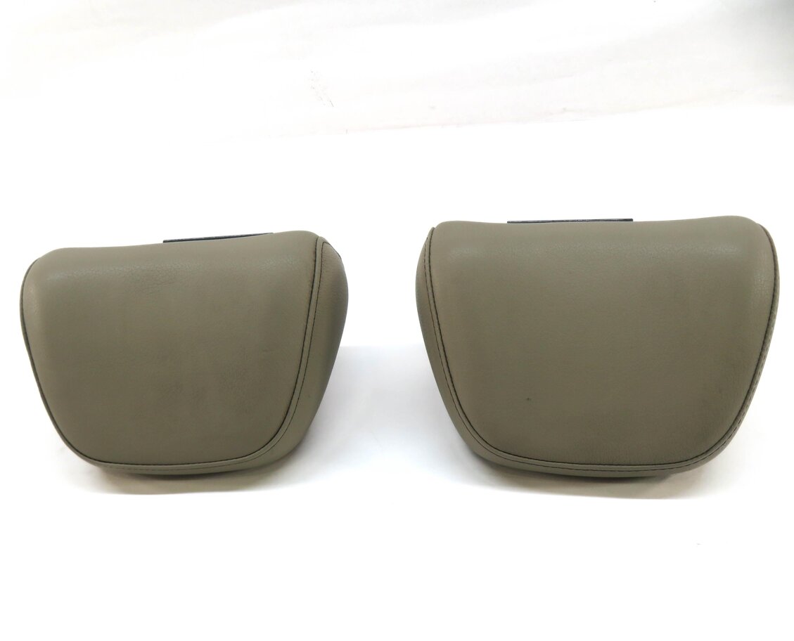 Thumbnail 2: 2011 AUDI A5 (B8 8T) CONVERTIBLE REAR LEFT & RIGHT SEAT HEADREST SET-2 (BEIGE)